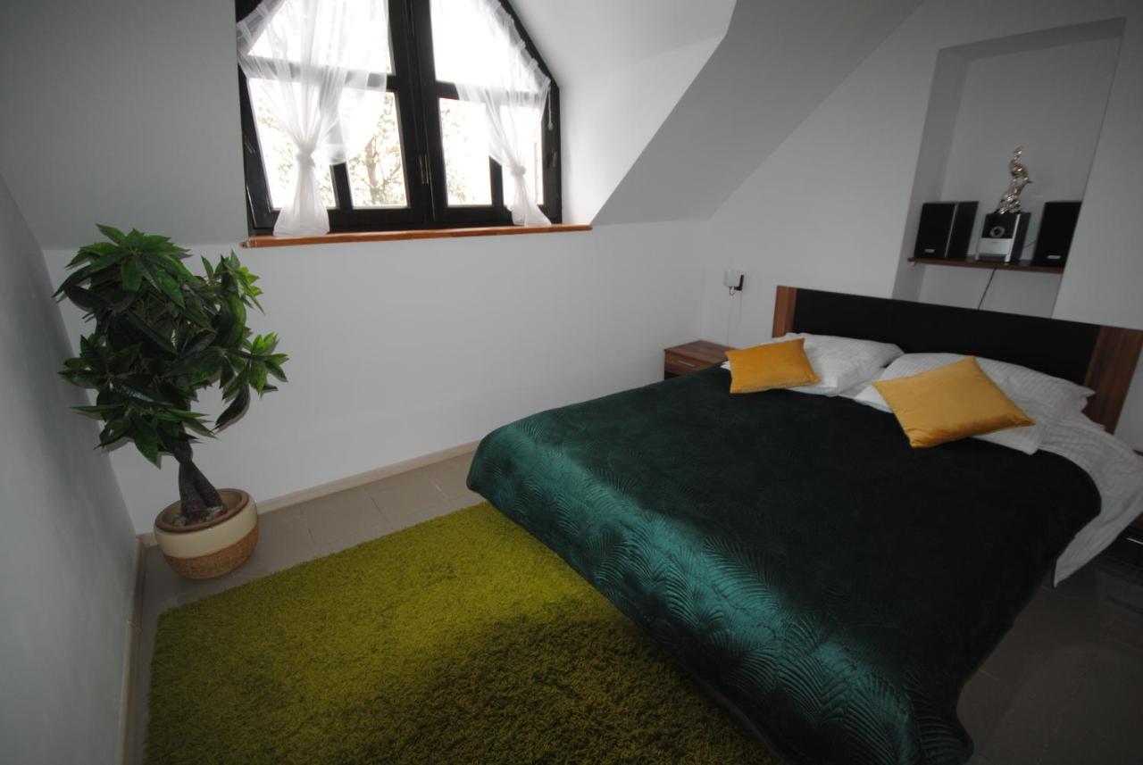 אוסטראון Dog Friendly Dom, Apartamenty Wichrowe Wzgorza Z Basenem Brenna מראה חיצוני תמונה
