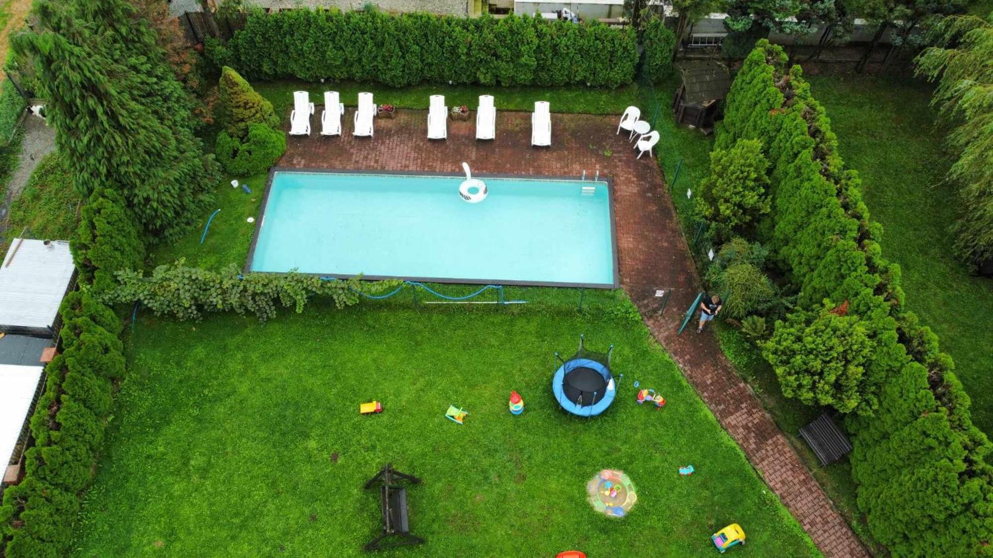 אוסטראון Dog Friendly Dom, Apartamenty Wichrowe Wzgorza Z Basenem Brenna מראה חיצוני תמונה
