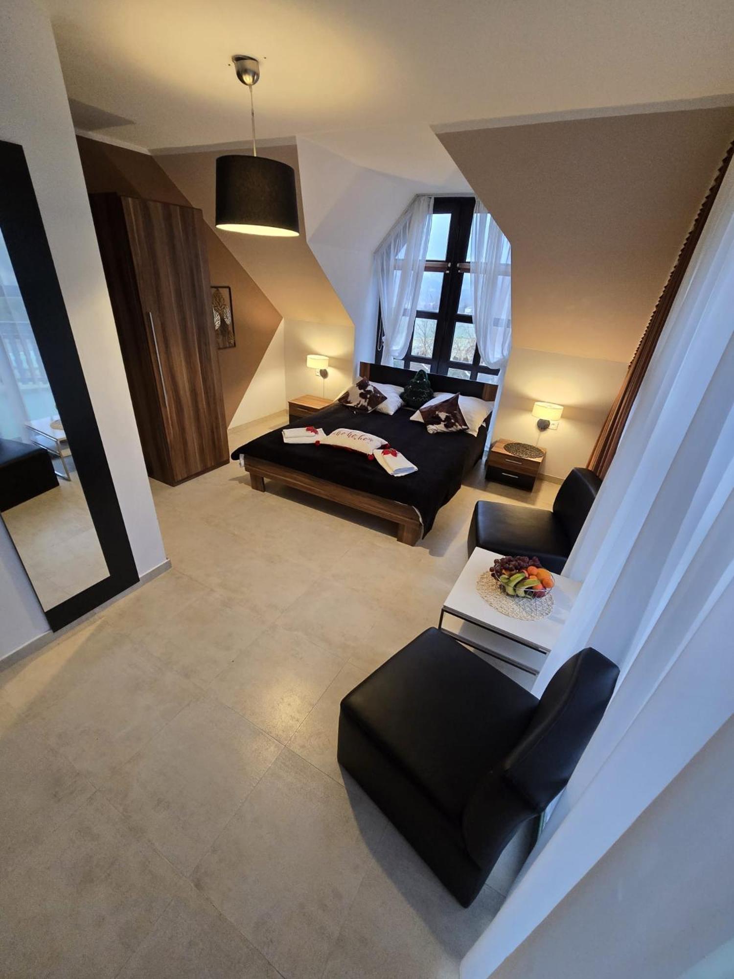 אוסטראון Dog Friendly Dom, Apartamenty Wichrowe Wzgorza Z Basenem Brenna מראה חיצוני תמונה