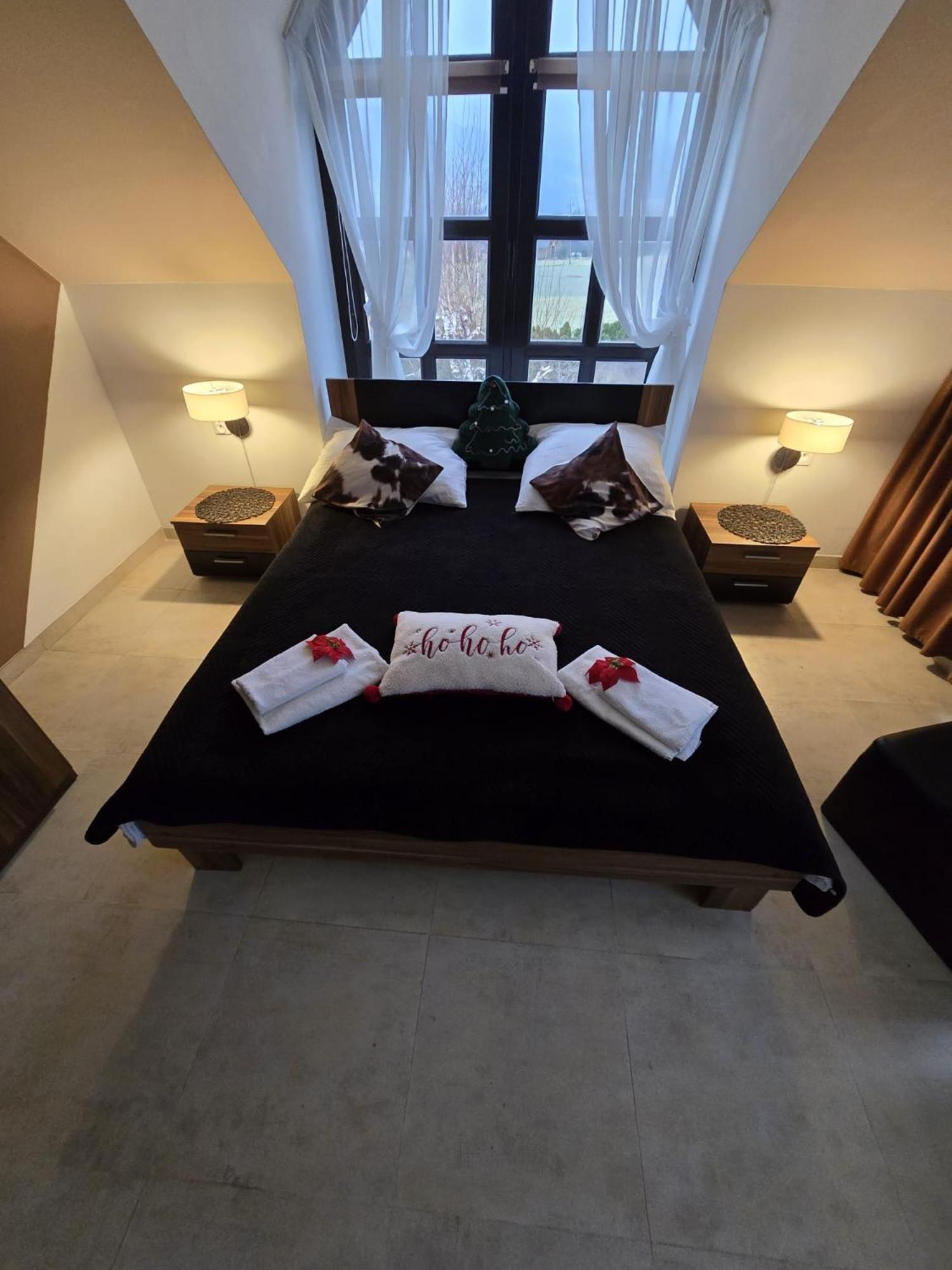 אוסטראון Dog Friendly Dom, Apartamenty Wichrowe Wzgorza Z Basenem Brenna מראה חיצוני תמונה