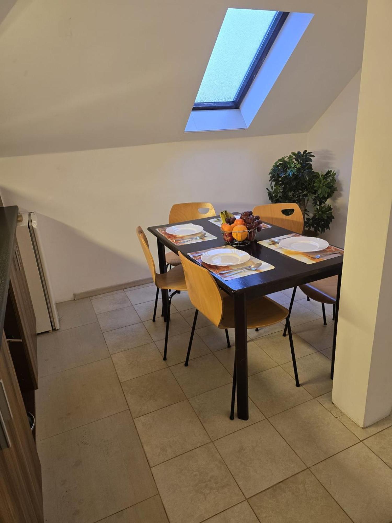 אוסטראון Dog Friendly Dom, Apartamenty Wichrowe Wzgorza Z Basenem Brenna מראה חיצוני תמונה