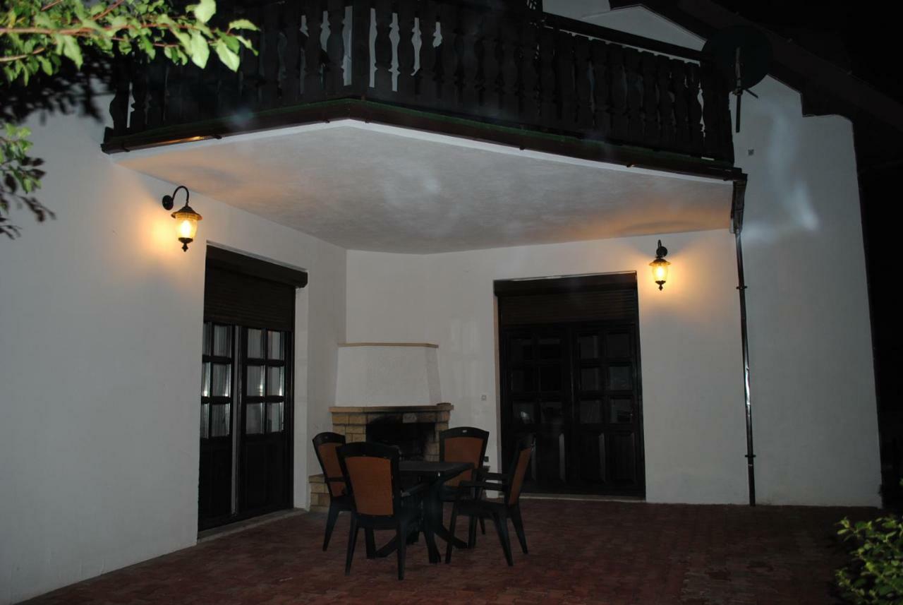 אוסטראון Dog Friendly Dom, Apartamenty Wichrowe Wzgorza Z Basenem Brenna מראה חיצוני תמונה